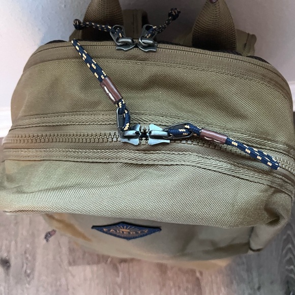 Faherty backpack - Picture 4 of 7